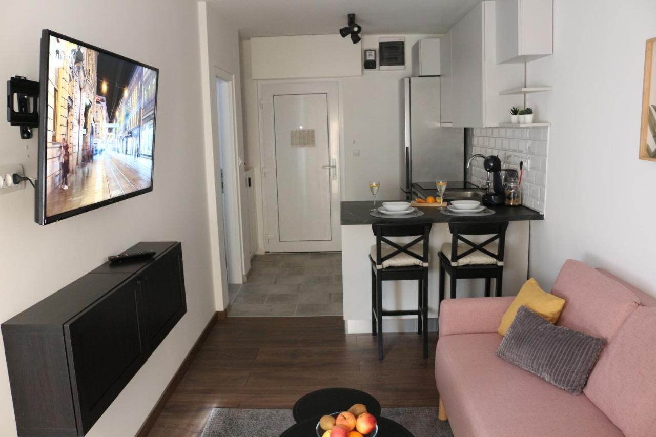 Luca, Digital Nomad Getaway Studio Apartment Zagreb Dış mekan fotoğraf