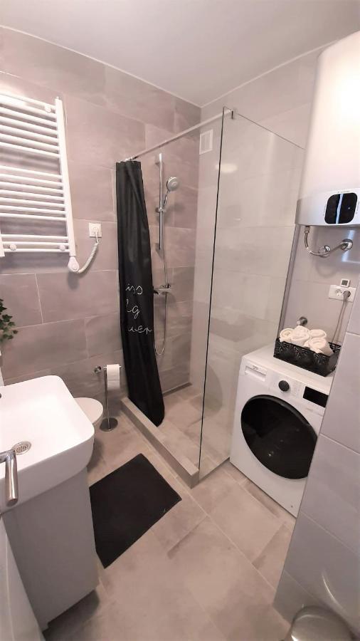 Luca, Digital Nomad Getaway Studio Apartment Zagreb Dış mekan fotoğraf