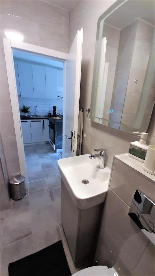 Luca, Digital Nomad Getaway Studio Apartment Zagreb Dış mekan fotoğraf