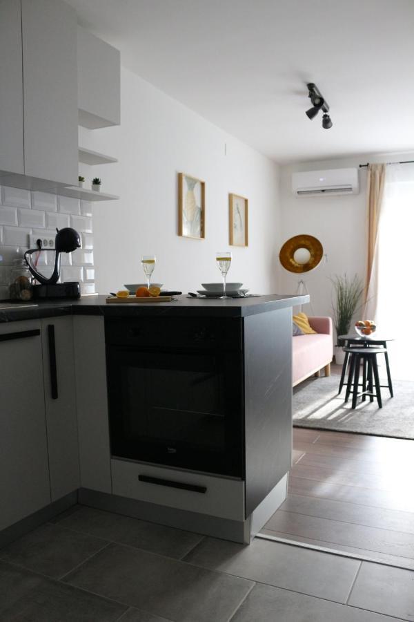 Luca, Digital Nomad Getaway Studio Apartment Zagreb Dış mekan fotoğraf